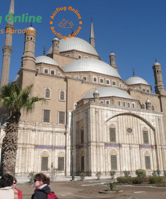 Privater Tagesausflug nach Kairo mit dem Flugzeug – ab Hurghada