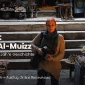 Islamisches Kairo Khan el-Khalili – Basargasse mit Laternen, Kupferwaren und Ständen